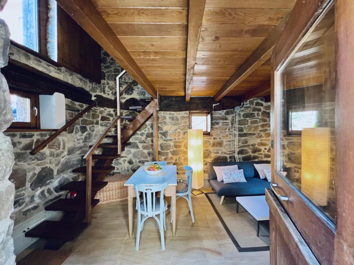 Apartamentos Rurales El Lleron Caso Luaran gambar