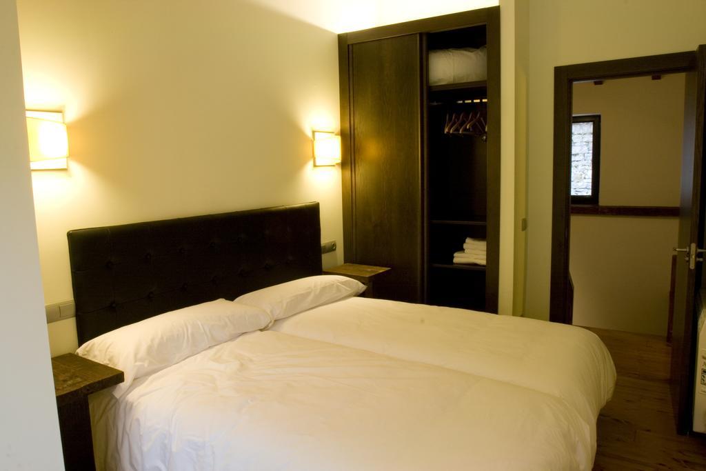 Apartamentos Rurales El Lleron Caso Luaran gambar