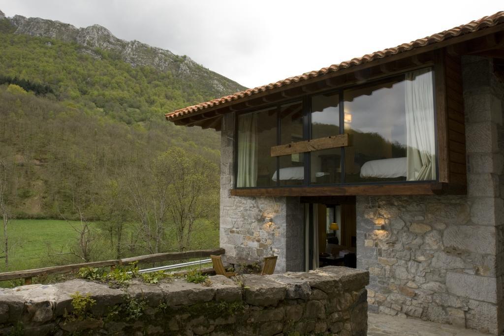 Apartamentos Rurales El Lleron Caso Luaran gambar