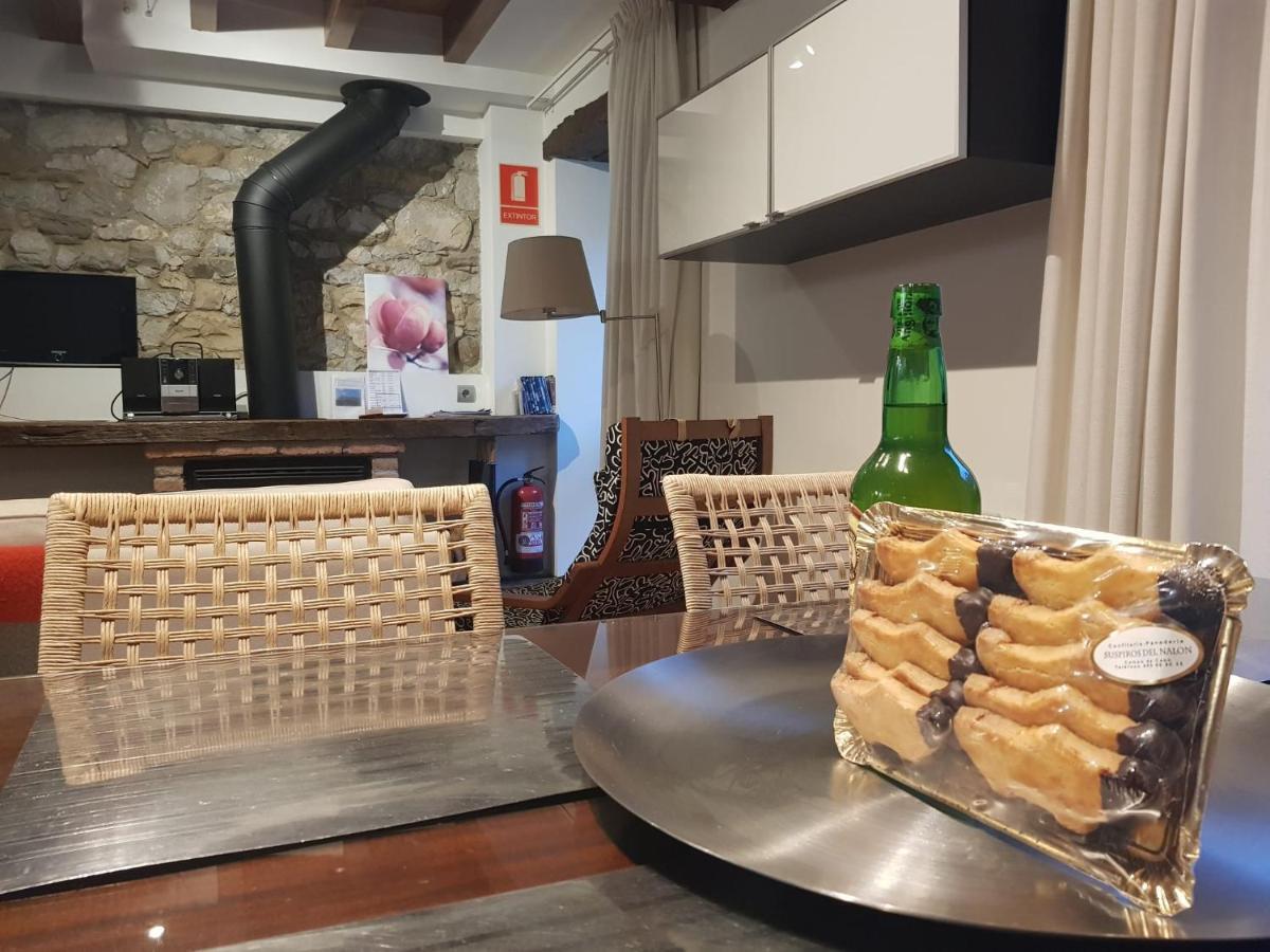 Apartamentos Rurales El Lleron Caso Luaran gambar