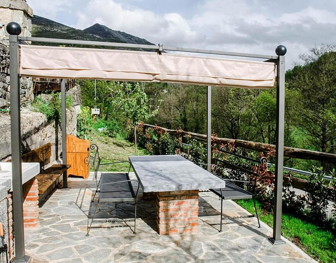 Apartamentos Rurales El Lleron Caso Luaran gambar